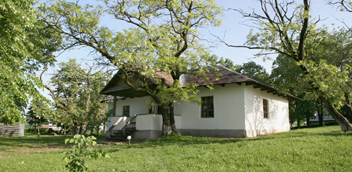 Casa memoriala a familiei Eminovici - foto  Liliana Grecu
